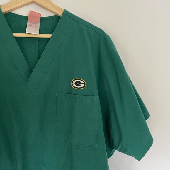 NFL nurse sz L gophers scrubs green short sleeved top v-neck lightweight - Picture 2 of 6